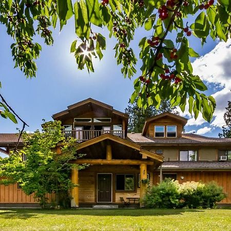 Bella Coola Mountain Lodge Hagensborg Exterior foto